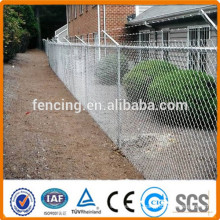 Flexible garden fence